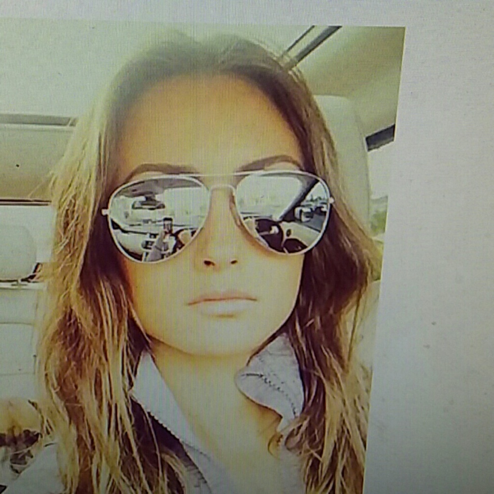 Sunglasses - Picture 4 of 4